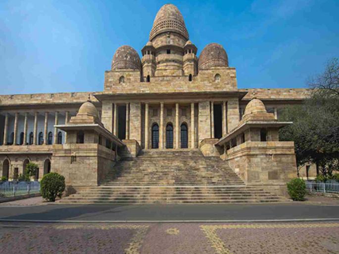 Court slams former Electricity Commission officials for destroying 'public hearing recording'! | 'जनसुनावणी रेकॉर्डिंग' नष्ट केल्याचा ठपका; विद्युत आयोगाच्या माजी अधिकाऱ्यांवर न्यायालयाचा दणका! Court slams former Electricity Commission officials for destroying 'public hearing recording'! | 'जनसुनावणी रेकॉर्डिंग' नष्ट केल्याचा ठपका; विद्युत आयोगाच्या माजी अधिकाऱ्यांवर न्यायालयाचा दणका!