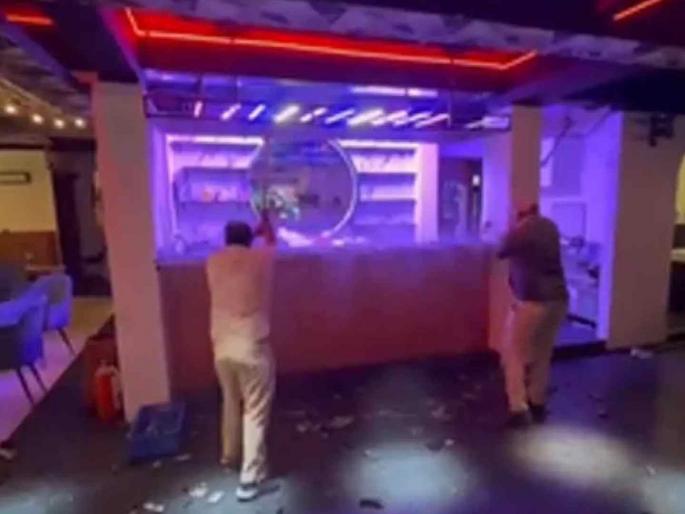 Isn't there any support for illegal businesses from the Guardian Minister? Angry question from Youth Congress in Amravati | पालकमंत्र्यांकडून अवैध धंद्यांना पाठिंबा तर नाही ना..? अमरावतीत युवक काँग्रेसचा संतप्त सवाल Isn't there any support for illegal businesses from the Guardian Minister? Angry question from Youth Congress in Amravati | पालकमंत्र्यांकडून अवैध धंद्यांना पाठिंबा तर नाही ना..? अमरावतीत युवक काँग्रेसचा संतप्त सवाल