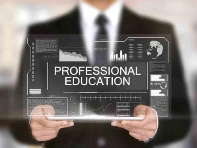 Arbitrary fee collection by professional colleges curbed | व्यावसायिक महाविद्यालयांच्या मनमानी शुल्क वसुलीला लगाम
