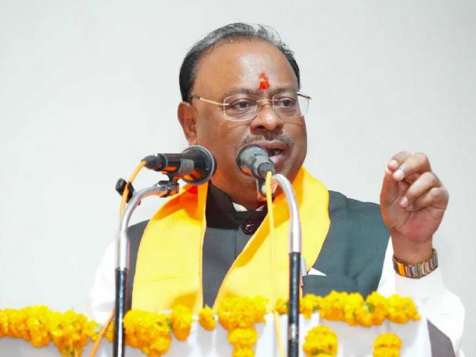 Government disagrees with the Election Commission's stance, the Commission's move is wrong | निवडणूक आयोगाच्या भूमिकेशी शासन असहमत, आयोगाचे पाऊल चुकीचेच