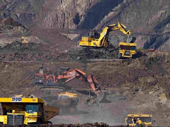 Manganese theft from Dongri Chikhla mine; whose blessing? | डोंगरी चिखला खाणीतून मँगनिज चोरी; आशीर्वाद कुणाचा? Manganese theft from Dongri Chikhla mine; whose blessing? | डोंगरी चिखला खाणीतून मँगनिज चोरी; आशीर्वाद कुणाचा?