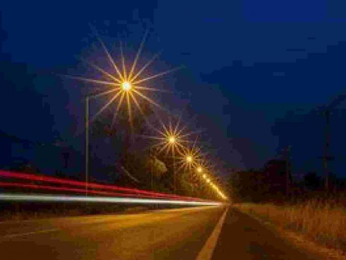 55 crore railway flyover on national highway still in darkness | राष्ट्रीय महामार्गावरील ५५ कोटींचा रेल्वे उड्डाणपूल अजूनही अंधारात 55 crore railway flyover on national highway still in darkness | राष्ट्रीय महामार्गावरील ५५ कोटींचा रेल्वे उड्डाणपूल अजूनही अंधारात