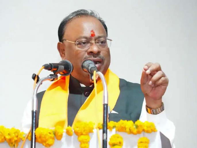 OBC Reservation : 'No community has been given reservation to others, some are trying to disrupt social harmony', claims Revenue Minister | OBC Reservation : 'कोणत्याही समाजाचे आरक्षण दुसऱ्यांना दिलेले नाही, काही जणांकडून सामाजिक सलोखा बिघडविण्याचा प्रयत्न' महसूलमंत्र्यांचा दावा OBC Reservation : 'No community has been given reservation to others, some are trying to disrupt social harmony', claims Revenue Minister | OBC Reservation : 'कोणत्याही समाजाचे आरक्षण दुसऱ्यांना दिलेले नाही, काही जणांकडून सामाजिक सलोखा बिघडविण्याचा प्रयत्न' महसूलमंत्र्यांचा दावा