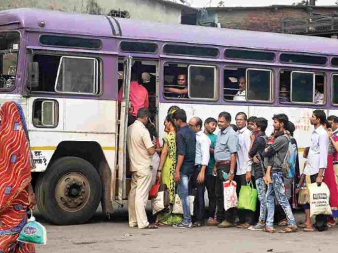 If there are too many passengers, action is taken against Travels, then why not against ST? | जास्त प्रवासी असल्यास ट्रॅव्हल्सवर कारवाई होते तर मग एसटीवर का नाही?