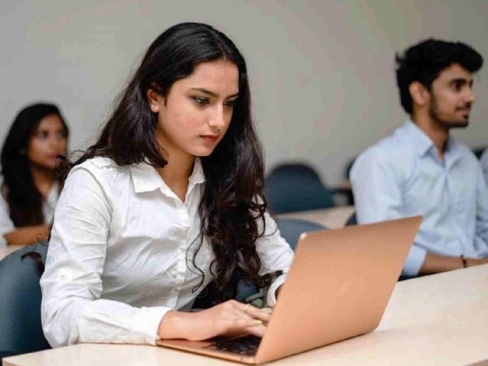 Thousands of students' certificates stuck, college admission process disrupted | हजारो विद्यार्थ्यांचे दाखले अडकले, महाविद्यालयांची प्रवेशप्रक्रिया बारगळली Thousands of students' certificates stuck, college admission process disrupted | हजारो विद्यार्थ्यांचे दाखले अडकले, महाविद्यालयांची प्रवेशप्रक्रिया बारगळली