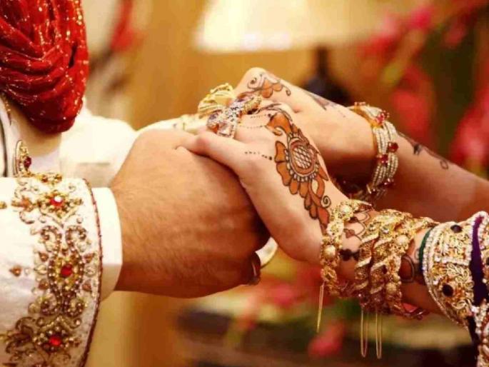 He said, "She is married; the marriage bond has been broken!" | म्हणाला, ही तर विवाहित; जुळलेली लग्नगाठ मोडली !