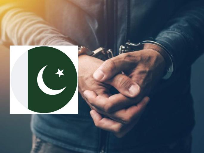 Link to Pakistan, ATS arrests two from Kamthi, Nagpur | पाकिस्तानशी लिंक, एटीएसने नागपुरातील कामठीतून दोघांना घेतले ताब्यात Link to Pakistan, ATS arrests two from Kamthi, Nagpur | पाकिस्तानशी लिंक, एटीएसने नागपुरातील कामठीतून दोघांना घेतले ताब्यात