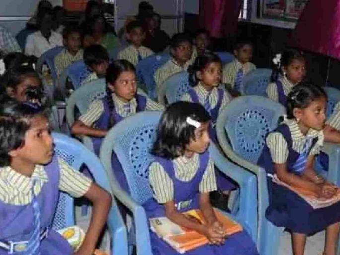 Power supply to many schools disrupted during exams | परीक्षा सुरू असताना अनेक शाळांचा वीज पुरवठा खंडित Power supply to many schools disrupted during exams | परीक्षा सुरू असताना अनेक शाळांचा वीज पुरवठा खंडित