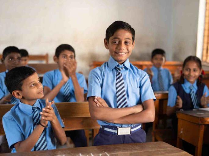 'Aristocrat' dream on government paper; but 'Marathi''s journey in the classroom is bleak! | सरकारी कागदावर 'अभिजात' स्वप्न; पण 'मराठी'चा वर्गातील प्रवास धूसर ! 'Aristocrat' dream on government paper; but 'Marathi''s journey in the classroom is bleak! | सरकारी कागदावर 'अभिजात' स्वप्न; पण 'मराठी'चा वर्गातील प्रवास धूसर !