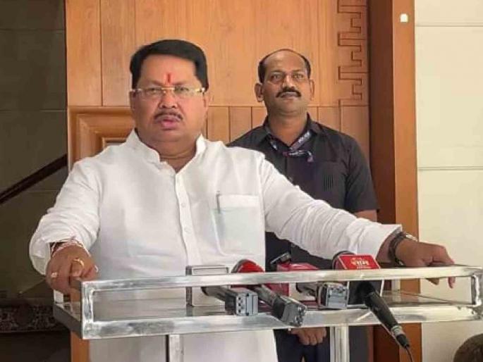 Ministry or the centre of a 'gang of robbers'? Vijay Vadettiwar's scathing accusation; There is a stir over the 'Kharat' case | मंत्रालय की 'लुटारूंच्या टोळीचे' केंद्र ? विजय वडेट्टीवारांचा घणाघाती आरोप; 'खरात' प्रकरणावरून खळबळ Ministry or the centre of a 'gang of robbers'? Vijay Vadettiwar's scathing accusation; There is a stir over the 'Kharat' case | मंत्रालय की 'लुटारूंच्या टोळीचे' केंद्र ? विजय वडेट्टीवारांचा घणाघाती आरोप; 'खरात' प्रकरणावरून खळबळ