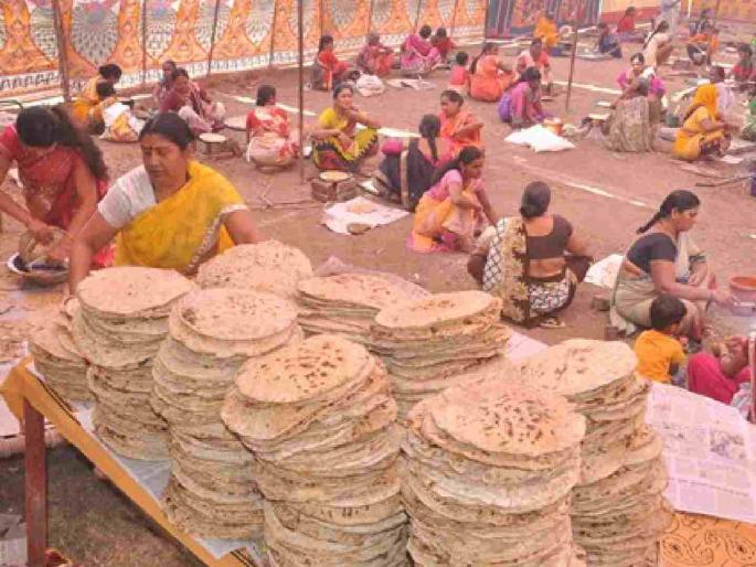 women cooks paid less; It has been overdue for many months! | स्वयंपाकी महिलांना अल्प मानधन; ते पण अनेक महिन्यांपासून थकीत ! women cooks paid less; It has been overdue for many months! | स्वयंपाकी महिलांना अल्प मानधन; ते पण अनेक महिन्यांपासून थकीत !