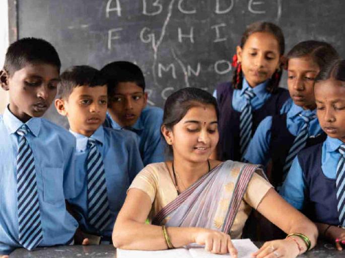 Contract teachers starve without pay; how can they survive? | कंत्राटी शिक्षकांची वेतनावाचून उपासमार; जगायचं तरी कसं ? Contract teachers starve without pay; how can they survive? | कंत्राटी शिक्षकांची वेतनावाचून उपासमार; जगायचं तरी कसं ?