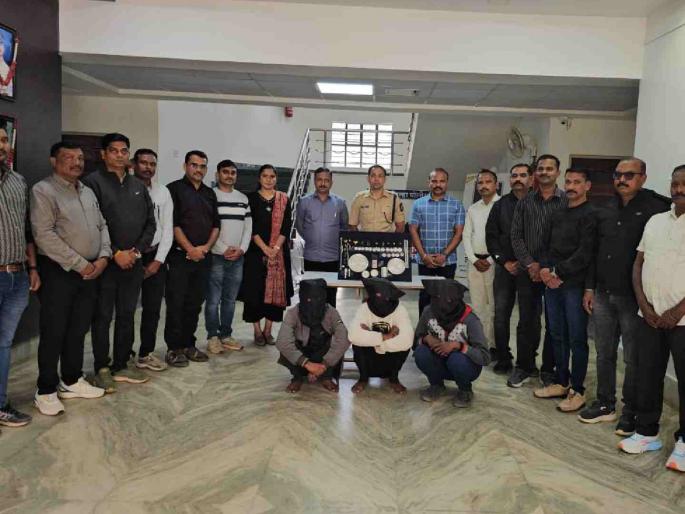 Gondia police nab interstate gang involved in housebreaking | घरफोडी करणारी आंतरराज्य टोळी गोंदिया पोलिसांच्या जाळ्यात Gondia police nab interstate gang involved in housebreaking | घरफोडी करणारी आंतरराज्य टोळी गोंदिया पोलिसांच्या जाळ्यात