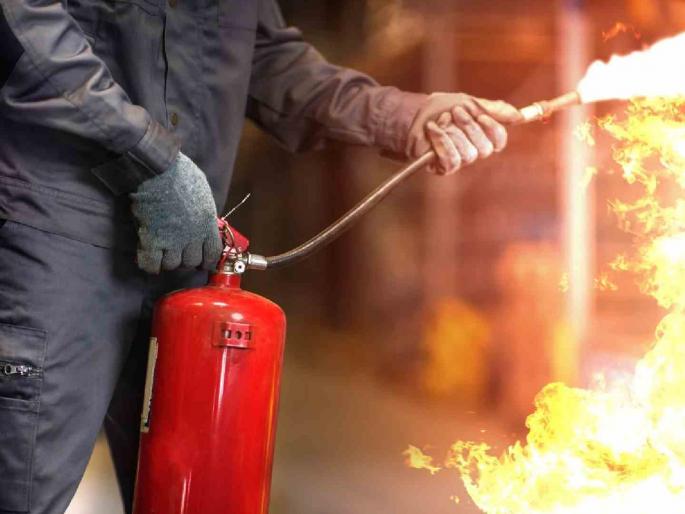 Establishments are required to conduct fire safety audits! Otherwise, a notice may be issued | आस्थापनांना फायर सेफ्टी ऑडिट करणे बंधनकारक ! नाहीतर येऊ शकते नोटीस Establishments are required to conduct fire safety audits! Otherwise, a notice may be issued | आस्थापनांना फायर सेफ्टी ऑडिट करणे बंधनकारक ! नाहीतर येऊ शकते नोटीस