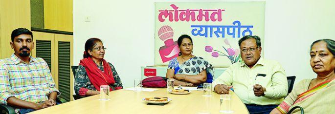 Lokmat platform: The Festival of the seeds movement for the poisonless food | लोकमत व्यासपीठ : विषमुक्त अन्नासाठी बीजोत्सव चळवळ Lokmat platform: The Festival of the seeds movement for the poisonless food | लोकमत व्यासपीठ : विषमुक्त अन्नासाठी बीजोत्सव चळवळ