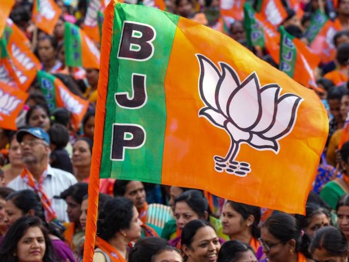 In the Lok Sabha elections, the BJP became the formula for allocating seats to its allies in the NDA | भाजपाचा मित्रपक्षांसाठी ६-१-३ फॉर्म्युला, महाराष्ट्रात कोणाला किती सुटतील जागा In the Lok Sabha elections, the BJP became the formula for allocating seats to its allies in the NDA | भाजपाचा मित्रपक्षांसाठी ६-१-३ फॉर्म्युला, महाराष्ट्रात कोणाला किती सुटतील जागा