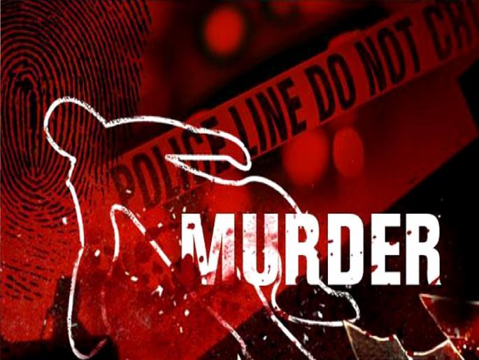 Grandson killed grandfather due to partition dispute in | Satara: वाटणीच्या वादातून नातवांनी केला आजोबांचा खून, डोक्यात घातला कुऱ्हाडीचा घाव Grandson killed grandfather due to partition dispute in | Satara: वाटणीच्या वादातून नातवांनी केला आजोबांचा खून, डोक्यात घातला कुऱ्हाडीचा घाव