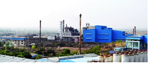  Due to the employment but also pollution, | रोजगाराची साथ पण प्रदूषणामुळे लोणंदची वाट