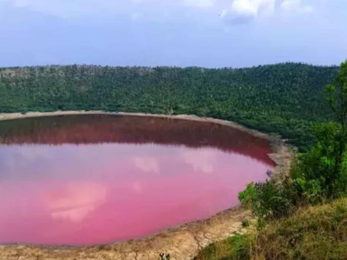 Interpretation | Special Article: Be careful, the banks of Lonar Lake in Buldhana district are collapsing..! | अन्वयार्थ | विशेष लेख: सावध असा, बुलढाणा जिल्ह्यातील लोणार सरोवराची पाळ ढासळते आहे..! Interpretation | Special Article: Be careful, the banks of Lonar Lake in Buldhana district are collapsing..! | अन्वयार्थ | विशेष लेख: सावध असा, बुलढाणा जिल्ह्यातील लोणार सरोवराची पाळ ढासळते आहे..!