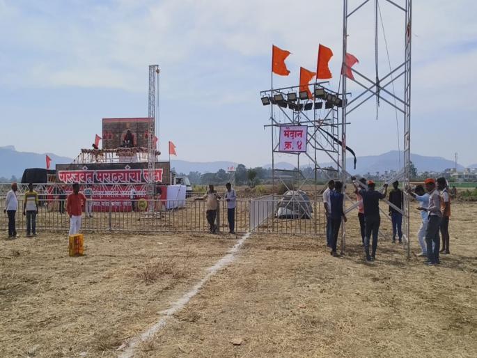 Jayyat preparations in Lonavala, 130 acres for Manoj Jarang's meeting, 150 acres for parking | लोणावळ्यात जय्यत तयारी, मनोज जरांगेंच्या सभेसाठी १३०, तर वाहनतळासाठी १५० एकर मैदान Jayyat preparations in Lonavala, 130 acres for Manoj Jarang's meeting, 150 acres for parking | लोणावळ्यात जय्यत तयारी, मनोज जरांगेंच्या सभेसाठी १३०, तर वाहनतळासाठी १५० एकर मैदान