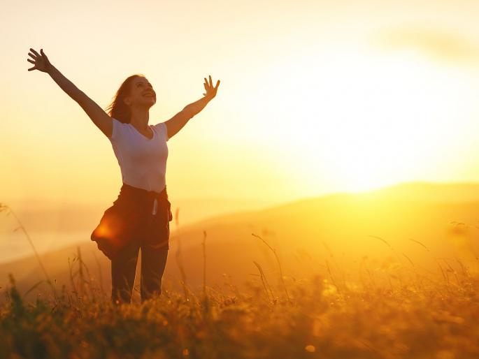 Walk daily for longer life | 'या' एका सोप्या गोष्टीमुळे तुम्ही वाढवू शकता आयुष्य, कसं ते जाणून घ्या.... Walk daily for longer life | 'या' एका सोप्या गोष्टीमुळे तुम्ही वाढवू शकता आयुष्य, कसं ते जाणून घ्या....