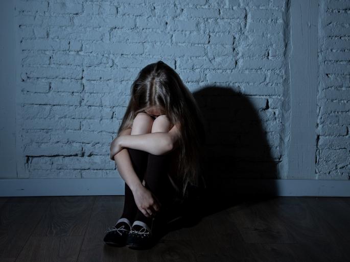 eleven year old girl repeatedly raped victim became pregnant crime news loni kalbhor | Pune| धक्कादायक! अकरावर्षीय मुलीवर वांरवार केला बलात्कार, पीडिता गर्भवती राहिल्यावर समोर आला प्रकार eleven year old girl repeatedly raped victim became pregnant crime news loni kalbhor | Pune| धक्कादायक! अकरावर्षीय मुलीवर वांरवार केला बलात्कार, पीडिता गर्भवती राहिल्यावर समोर आला प्रकार