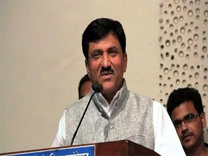 Combustion of water supply minister was done in 22 villages | पाणीपुरवठा मंत्र्यांच्या पुतळ्यांचे २२ गावांमध्ये करण्यात आले दहन Combustion of water supply minister was done in 22 villages | पाणीपुरवठा मंत्र्यांच्या पुतळ्यांचे २२ गावांमध्ये करण्यात आले दहन