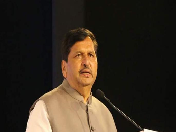 reservation in public parking for vehicles with female drivers; Declaration of Mangalprabhat Lodha in the Legislative Assembly | महिला चालक असलेल्या वाहनांसाठी सार्वजनिक पार्किंगमध्ये आरक्षण; मंगलप्रभात लोढा यांची विधानसभेत घोषणा reservation in public parking for vehicles with female drivers; Declaration of Mangalprabhat Lodha in the Legislative Assembly | महिला चालक असलेल्या वाहनांसाठी सार्वजनिक पार्किंगमध्ये आरक्षण; मंगलप्रभात लोढा यांची विधानसभेत घोषणा