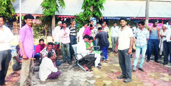 52 'Lotus' recovered fine of 62 thousand | ५२ ‘लोटा’बहाद्दरांकडून ६२ हजारांचा दंड वसूल