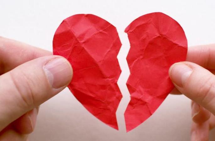 Break in love affair, lover beat beloved | प्रेमप्रकरणात तेढ, प्रियकराची प्रेयसीला मारहाण Break in love affair, lover beat beloved | प्रेमप्रकरणात तेढ, प्रियकराची प्रेयसीला मारहाण