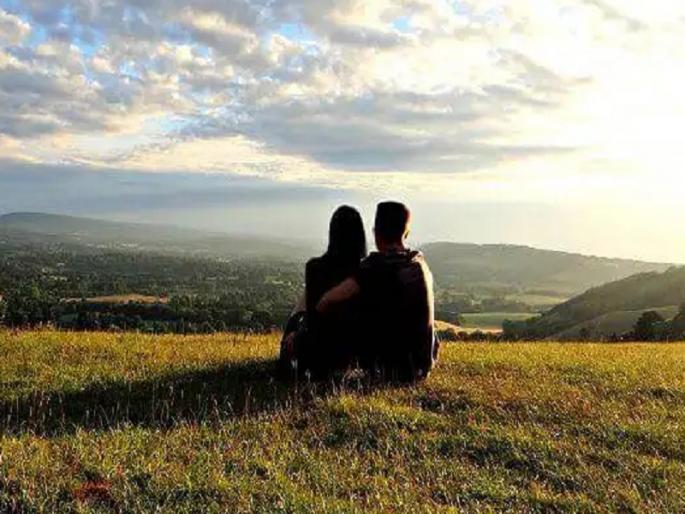 Lovers sitting on the hill in the evening is dangerous! Threat of robbery at knifepoint | प्रेमीयुगलांनो टेकडीवर सायंकाळी बसणे धोक्याचे! चाकूचा धाक दाखवून लुटण्याचा धाेका Lovers sitting on the hill in the evening is dangerous! Threat of robbery at knifepoint | प्रेमीयुगलांनो टेकडीवर सायंकाळी बसणे धोक्याचे! चाकूचा धाक दाखवून लुटण्याचा धाेका