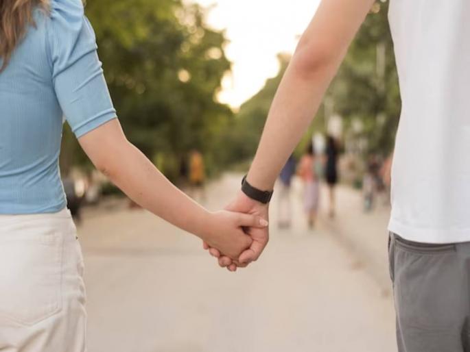 Online Love Chatting Dating and Cheating Fraud with Girl when truth revealed everyone was shocked see what happened next | Online Love, Fraud: 'रोमँटिक धोका'! एक भेट, चॅटिंग अन् मुलीने दिले २ कोटी, पुढे जे घडलं ते धक्कादायक होतं... Online Love Chatting Dating and Cheating Fraud with Girl when truth revealed everyone was shocked see what happened next | Online Love, Fraud: 'रोमँटिक धोका'! एक भेट, चॅटिंग अन् मुलीने दिले २ कोटी, पुढे जे घडलं ते धक्कादायक होतं...