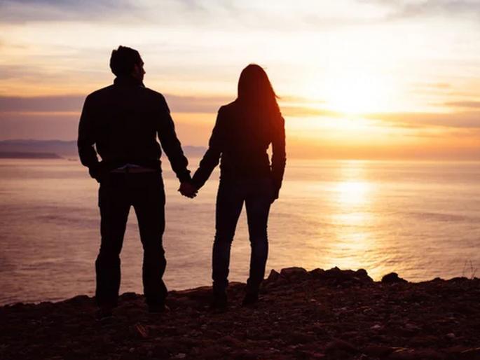 A bomb planted in front of the house for the girlfriend; incident in Wardha | प्रेयसीसाठी घरापुढे लावला बॉम्ब; वर्धेतील घटनेने खळबळ A bomb planted in front of the house for the girlfriend; incident in Wardha | प्रेयसीसाठी घरापुढे लावला बॉम्ब; वर्धेतील घटनेने खळबळ