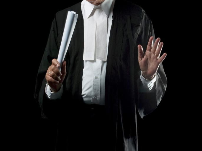 Lawyers in all courts in the state will remain away from court proceedings on Monday for the 'Advocates Protection Bill' | Advocates Protection Bill: सर्व वकील सोमवारी राहणार न्यायालयीन कामकाजापासून अलिप्त Lawyers in all courts in the state will remain away from court proceedings on Monday for the 'Advocates Protection Bill' | Advocates Protection Bill: सर्व वकील सोमवारी राहणार न्यायालयीन कामकाजापासून अलिप्त