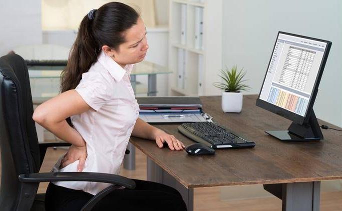 Sitting for four hours in a row is as dangerous as smoking! | सलग चार तास बसणे सिगारेट ओढण्याइतकेच धोक्याचे !