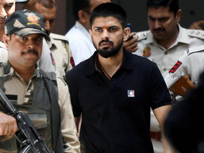 Lawrence Bishnoi threatened, 'will kill him as soon as he gets out of jail'; Who threatened? | लॉरेन्स बिश्नोईला धमकी, 'तुरुंगातून बाहेर येताच मारणार'; कोणी दिली धमकी? Lawrence Bishnoi threatened, 'will kill him as soon as he gets out of jail'; Who threatened? | लॉरेन्स बिश्नोईला धमकी, 'तुरुंगातून बाहेर येताच मारणार'; कोणी दिली धमकी?
