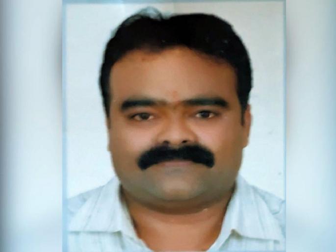 Builder Dudhane committed suicide by jumping from eighth floor | आठव्या माळ्यावरून उडी घेत बिल्डर दुधानेंची आत्महत्या Builder Dudhane committed suicide by jumping from eighth floor | आठव्या माळ्यावरून उडी घेत बिल्डर दुधानेंची आत्महत्या