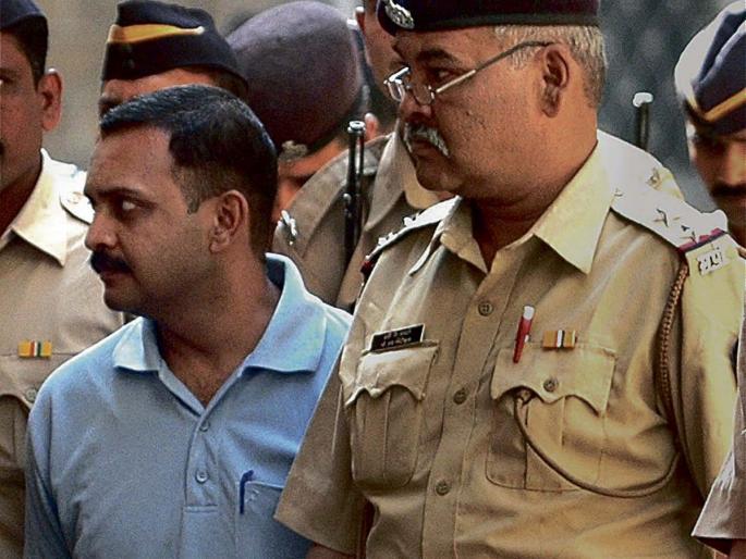 Malegaon 2008 blasts case: The order of the release of Colonel Purohit, likely to be released today | मालेगाव २००८ बॉम्बस्फोट प्रकरण: कर्नल पुरोहित यांच्या सुटकेचे आदेश, आज सुटका होण्याची शक्यता Malegaon 2008 blasts case: The order of the release of Colonel Purohit, likely to be released today | मालेगाव २००८ बॉम्बस्फोट प्रकरण: कर्नल पुरोहित यांच्या सुटकेचे आदेश, आज सुटका होण्याची शक्यता