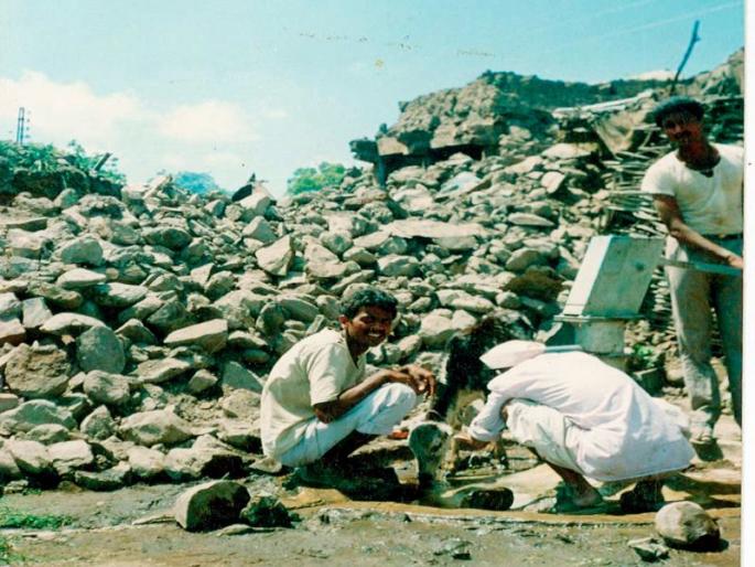 99 earthquake hits in 25 years; events occurring in Nanded, Hingoli districts | Killari Earthquake : २५ वर्षांत बसले भूकंपाचे ९९ धक्के, नांदेड, हिंगोली जिल्ह्यांतही घडली होती घटना 99 earthquake hits in 25 years; events occurring in Nanded, Hingoli districts | Killari Earthquake : २५ वर्षांत बसले भूकंपाचे ९९ धक्के, नांदेड, हिंगोली जिल्ह्यांतही घडली होती घटना