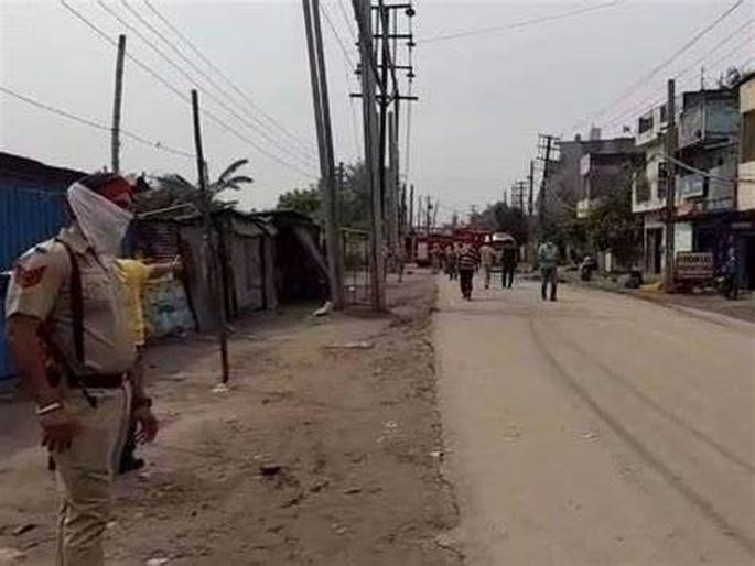 Ludhiana Gas Tragedy: How did the toxic gas spread? How did 11 people die, shocking information is revealed | लुधियाना गॅस दुर्घटना: कसा पसरला विषारी वायू? कसा गेला ११ जणांचा बळी, धक्कादायक माहिती समोर Ludhiana Gas Tragedy: How did the toxic gas spread? How did 11 people die, shocking information is revealed | लुधियाना गॅस दुर्घटना: कसा पसरला विषारी वायू? कसा गेला ११ जणांचा बळी, धक्कादायक माहिती समोर