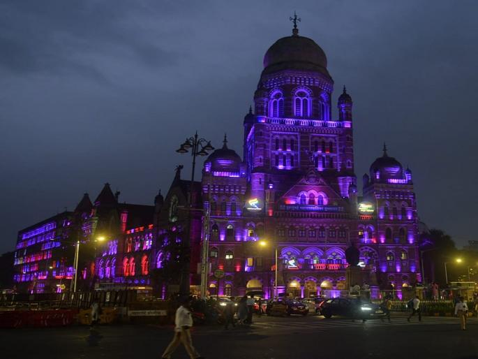 Purple lighting on mumbai Municipal Corporation headquarters building for Alzheimer's awareness | अल्झायमर जनजागृतीसाठी बृहन्मुंबई महानगरपालिका मुख्यालय इमारतीवर जांभळ्या रंगाची प्रकाशयोजना Purple lighting on mumbai Municipal Corporation headquarters building for Alzheimer's awareness | अल्झायमर जनजागृतीसाठी बृहन्मुंबई महानगरपालिका मुख्यालय इमारतीवर जांभळ्या रंगाची प्रकाशयोजना
