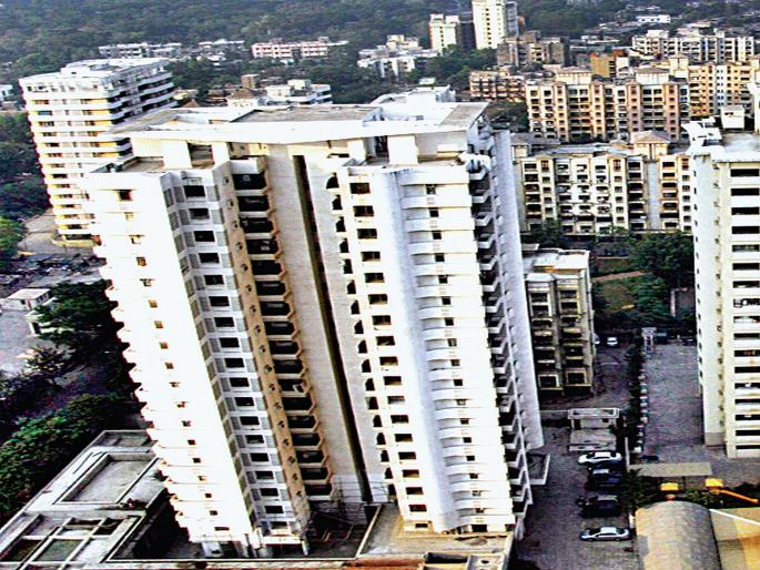 Thirteenth month in the drought for the construction business; Corona crisis after economic recession | बांधकाम व्यवसायाला दुष्काळात तेरावा महिना; आर्थिक मंदीपाठोपाठ कोरोनाचे संकट Thirteenth month in the drought for the construction business; Corona crisis after economic recession | बांधकाम व्यवसायाला दुष्काळात तेरावा महिना; आर्थिक मंदीपाठोपाठ कोरोनाचे संकट