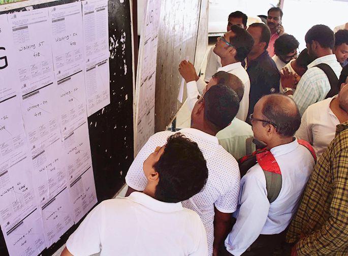 The first winner was Rashi Kamble and 23 years later, the dream of Ganesh Khairnar completed | राशी कांबळे ठरल्या पहिल्या विजेत्या तर 23 वर्षानंतर झालं गणेश खैरनार यांचे स्वप्न पूर्ण The first winner was Rashi Kamble and 23 years later, the dream of Ganesh Khairnar completed | राशी कांबळे ठरल्या पहिल्या विजेत्या तर 23 वर्षानंतर झालं गणेश खैरनार यांचे स्वप्न पूर्ण