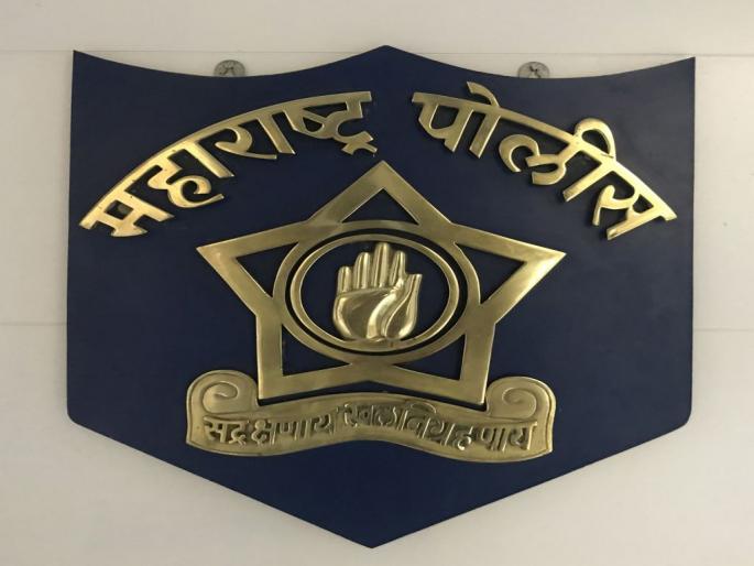 Most Human Rights Violations in Police Department; One and a half thousand complaints in a year | मानवी हक्कांचे सर्वाधिक उल्लंघन पोलिस खात्यात; वर्षभरात दीड हजार तक्रारी Most Human Rights Violations in Police Department; One and a half thousand complaints in a year | मानवी हक्कांचे सर्वाधिक उल्लंघन पोलिस खात्यात; वर्षभरात दीड हजार तक्रारी