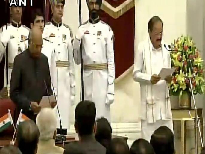 Vyankya Naidu took oath of office as Vice President | व्यंकय्या नायडू देशाचे तेरावे उपराष्ट्रपती Vyankya Naidu took oath of office as Vice President | व्यंकय्या नायडू देशाचे तेरावे उपराष्ट्रपती