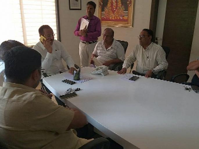 The union opposes increasing the service tariff on trade | व्यापारावरील सेवाशुल्क वाढीला संघटनेचा विरोध The union opposes increasing the service tariff on trade | व्यापारावरील सेवाशुल्क वाढीला संघटनेचा विरोध