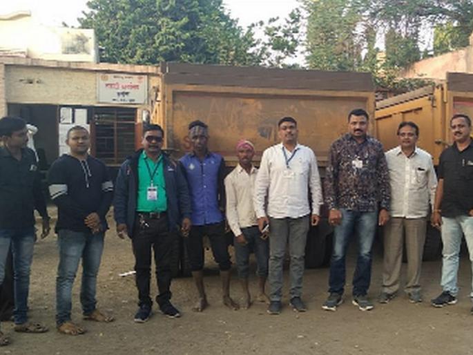 Invalid sand smugglers | अवैध वाळू तस्करीला ऊत Invalid sand smugglers | अवैध वाळू तस्करीला ऊत