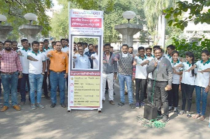 Various events welcome the New Year | विविध कार्यक्रमांनी नवीन वर्षाचे केले स्वागत