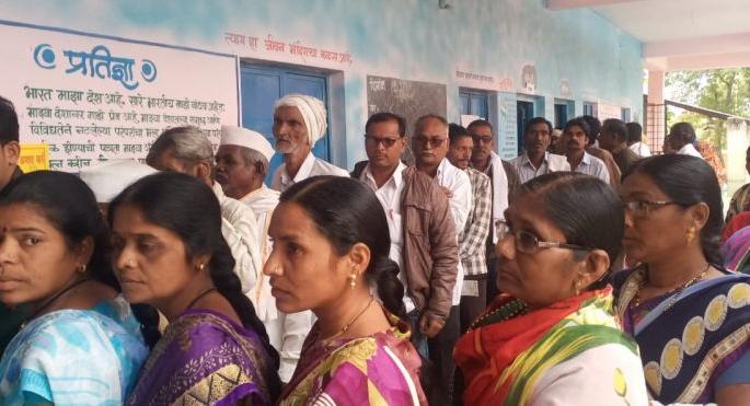 Zilla Parishad, Panchayat Samiti Election; Up to noon, polling is at 5.7 percent | जिल्हा परिषद, पंचायत समिती निवडणूक; दुपारपर्यंत ३१.७२ टक्के मतदान Zilla Parishad, Panchayat Samiti Election; Up to noon, polling is at 5.7 percent | जिल्हा परिषद, पंचायत समिती निवडणूक; दुपारपर्यंत ३१.७२ टक्के मतदान
