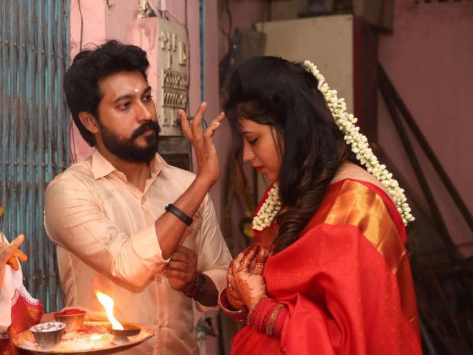 actor madhampatty rangaraj shared second marriage photo and then in some time shared pregnancy news | प्रसिद्ध अभिनेत्याने केलं दुसरं लग्न, काही तासातच केली पत्नीच्या प्रेग्नंसीची पोस्ट; होतोय ट्रोल